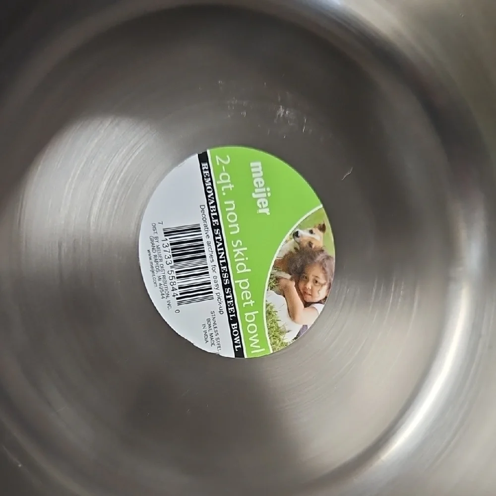 Majestic Olive and Silver Pet Bowl